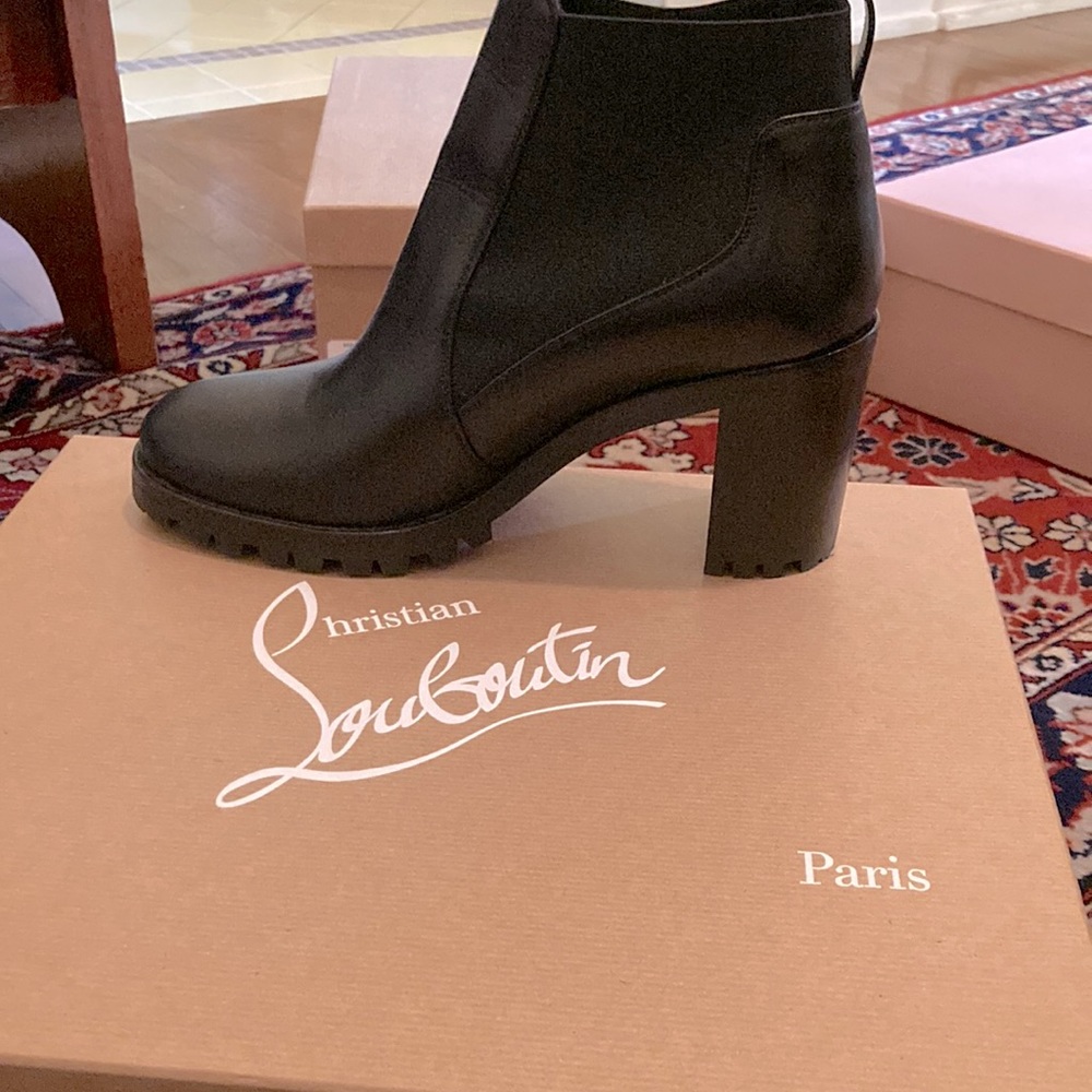 Christian Louboutin platform boots size 37 excellent condition